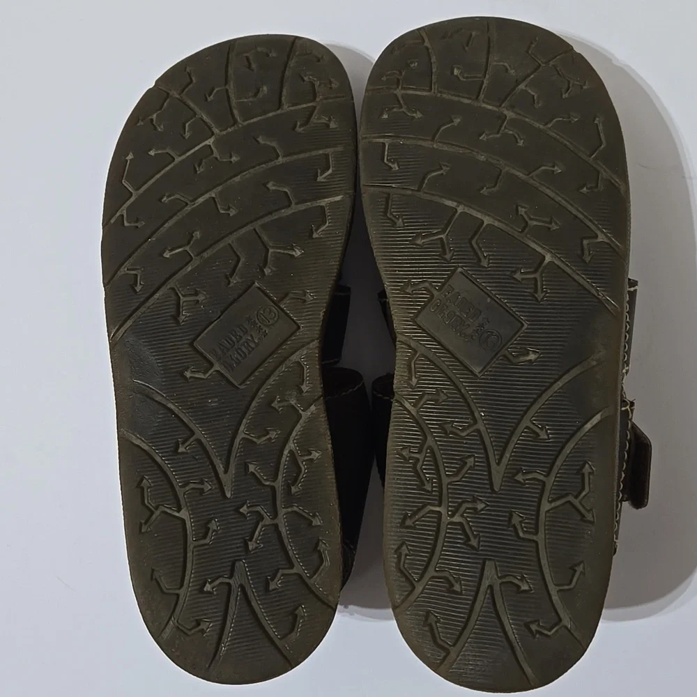 Faded Glory Vintage Chunky Fisherman  Men's Sandals